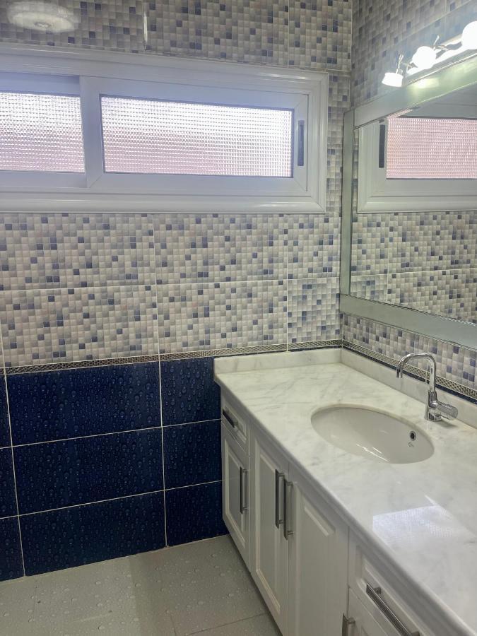 Balcony Penthouse - Spacious, Best Location Apartment